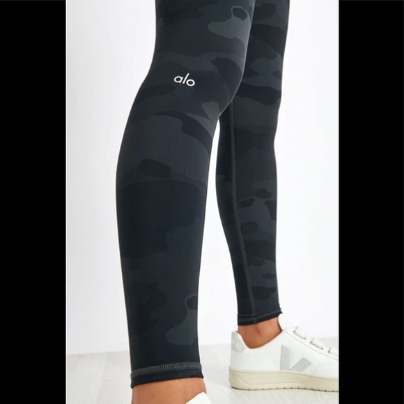 ALO Camo Leggings - Picture 7 of 7